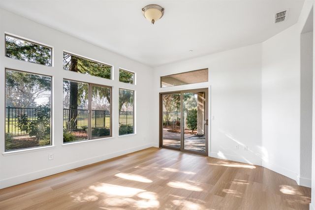 1009 Fountain Dr, West Sacramento, CA 95605