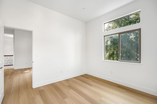 1009 Fountain Dr, West Sacramento, CA 95605