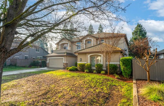 1009 Fountain Dr, West Sacramento, CA 95605