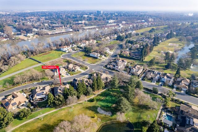 1009 Fountain Dr, West Sacramento, CA 95605