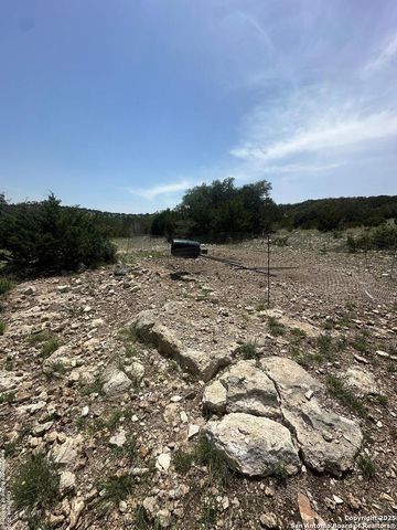 1504 Sd 45730, Rocksprings, TX 78880