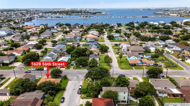 1628 56th St Street, Galveston, TX 77551