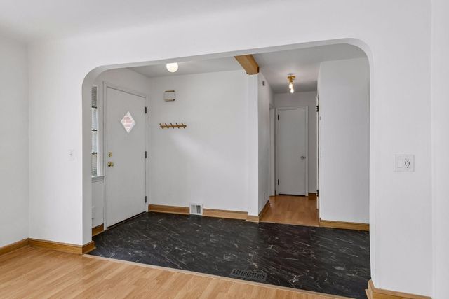2011 Vincent Avenue N, Minneapolis, MN 55411