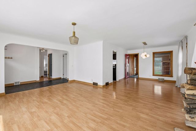 2011 Vincent Avenue N, Minneapolis, MN 55411