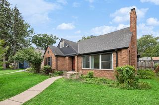 2011 Vincent Avenue N, Minneapolis, MN 55411