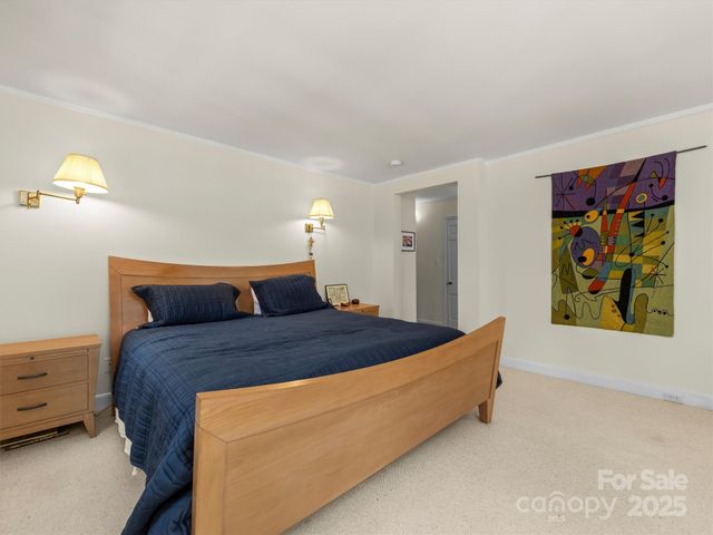 7 Park Road, Asheville, NC 28803