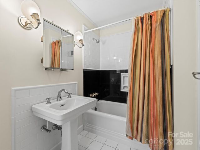 7 Park Road, Asheville, NC 28803