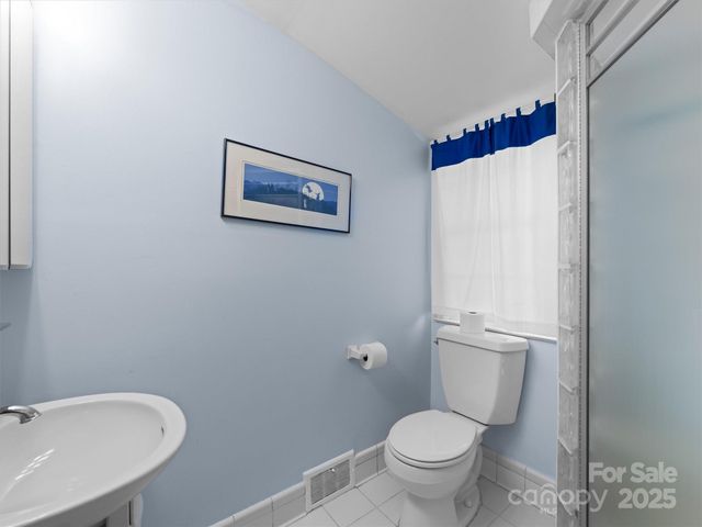 7 Park Road, Asheville, NC 28803