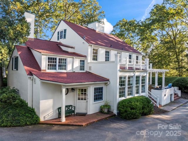 7 Park Road, Asheville, NC 28803