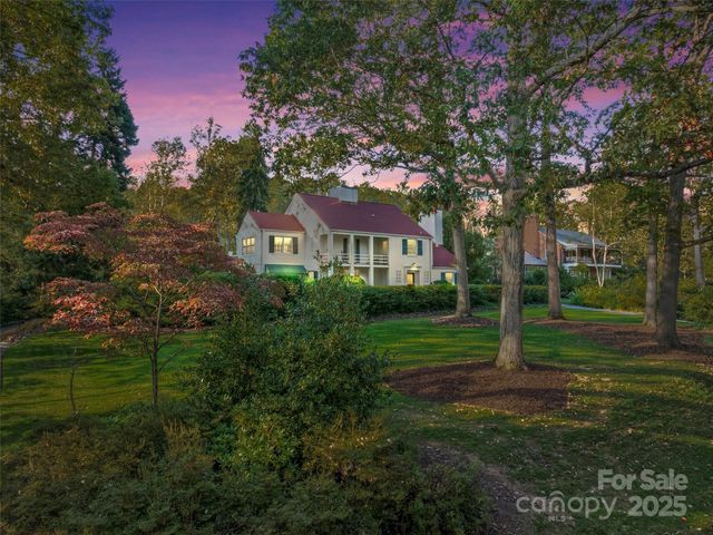 7 Park Road, Asheville, NC 28803