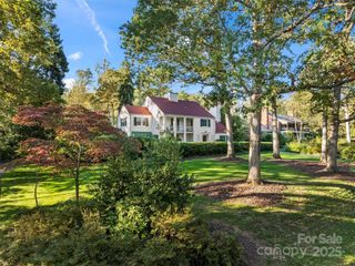 7 Park Road, Asheville, NC 28803