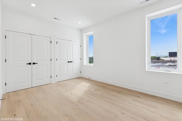 3219 N ELSTON Street 2, Chicago, IL 60618