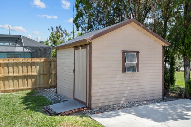 4824 SE Pilot Way, Stuart, FL 34997