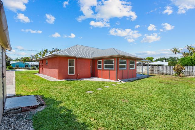 4824 SE Pilot Way, Stuart, FL 34997