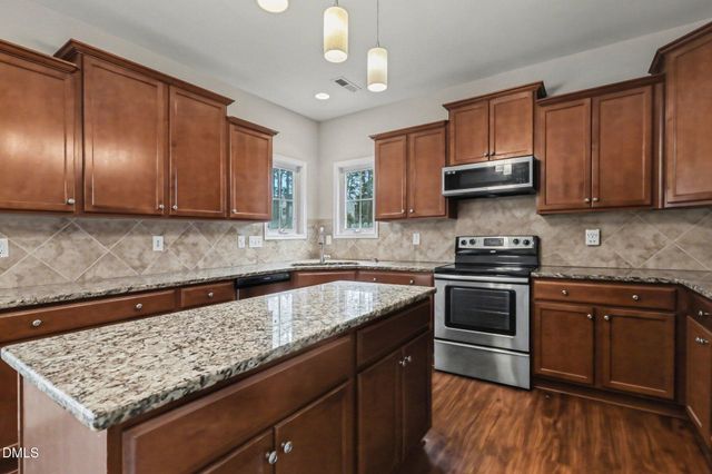 726 Sun Road, Aberdeen, NC 28315