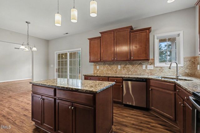 726 Sun Road, Aberdeen, NC 28315