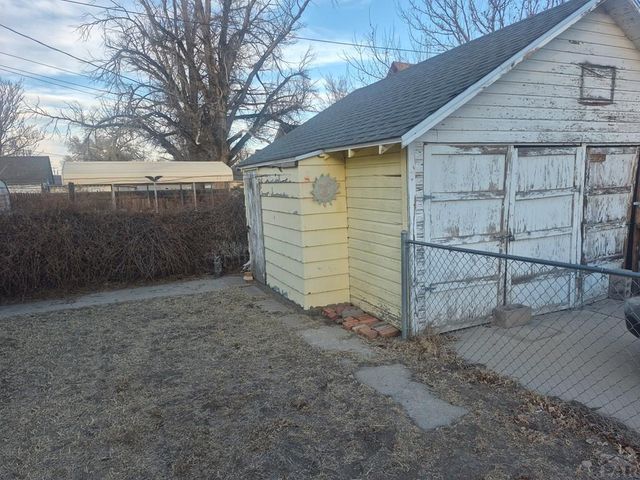 213 E 8th St, La Junta, CO 81050