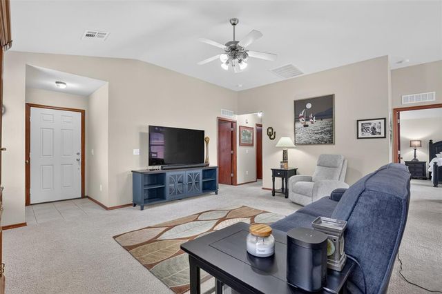 18205 Viento Drive, Edmond, OK 73012