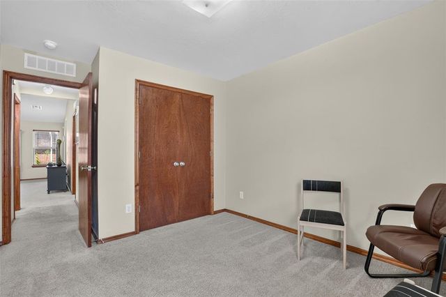 18205 Viento Drive, Edmond, OK 73012