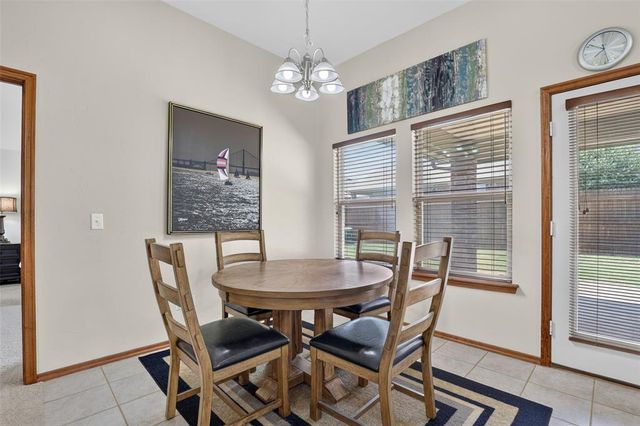 18205 Viento Drive, Edmond, OK 73012