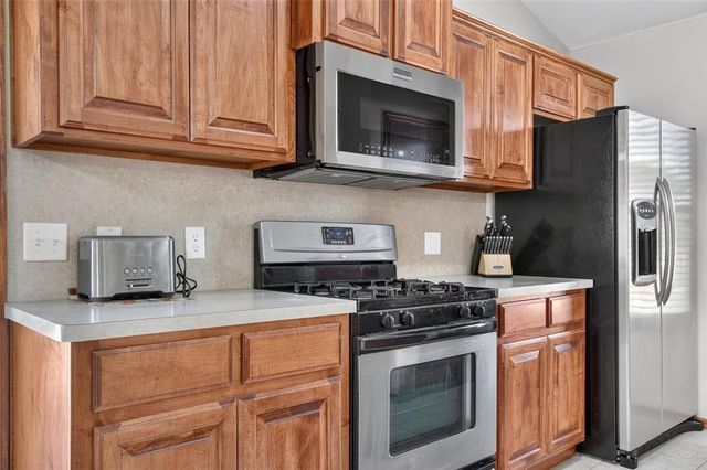 18205 Viento Drive, Edmond, OK 73012