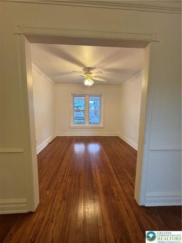 915 Washington, Allentown City, PA 18102