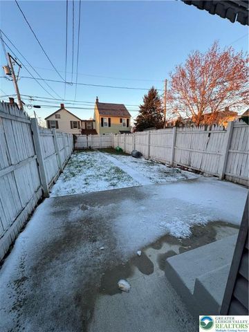 915 Washington, Allentown City, PA 18102