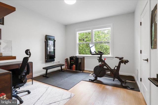 6625 OAK DR, Alexandria, VA 22306