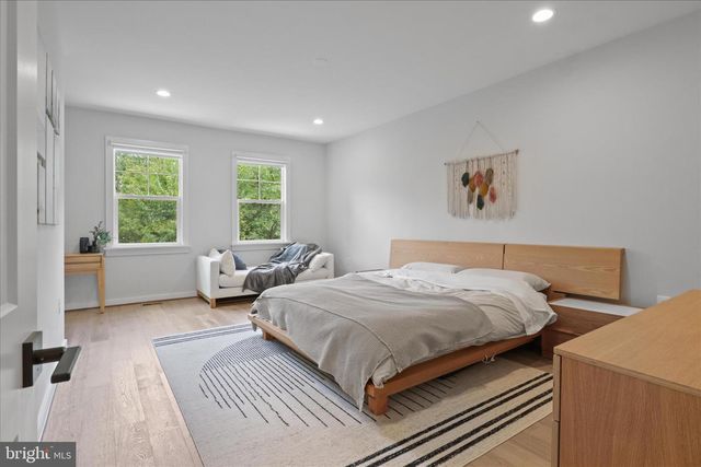 6625 OAK DR, Alexandria, VA 22306