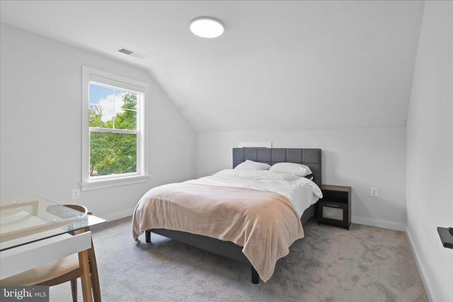 6625 OAK DR, Alexandria, VA 22306