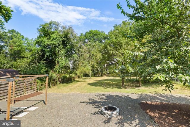 6625 OAK DR, Alexandria, VA 22306