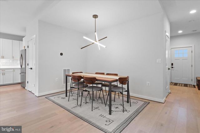 6625 OAK DR, Alexandria, VA 22306