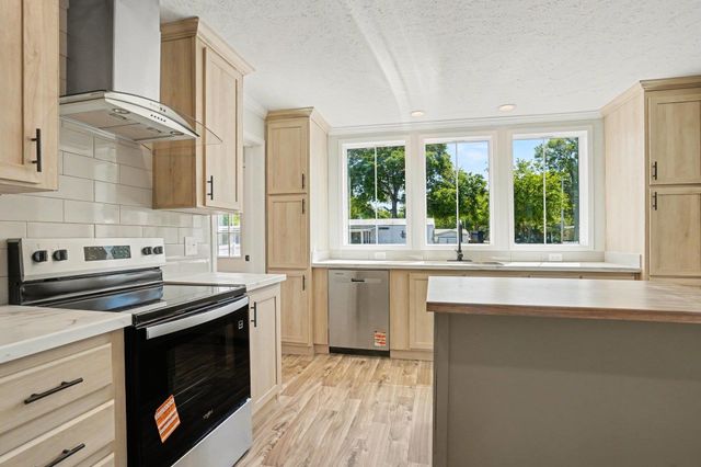 1500 24th Ave. N, North Myrtle Beach, SC 29582