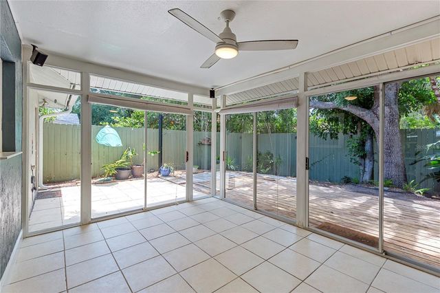 2576 HUNTINGTON AVENUE, Sarasota, FL 34232