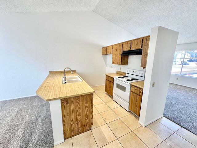 20403 N 31st Avenue, Phoenix, AZ 85027