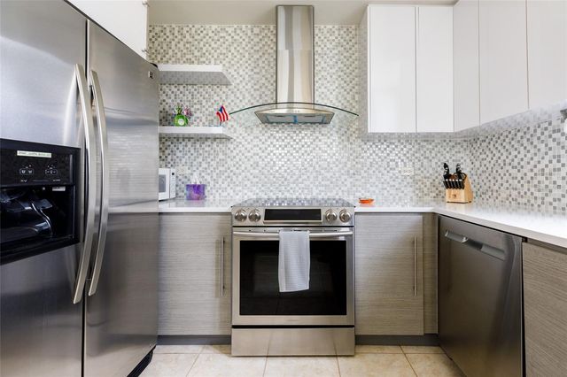 300 THE MARBELLA CLUB 334, Humacao, PR 00791