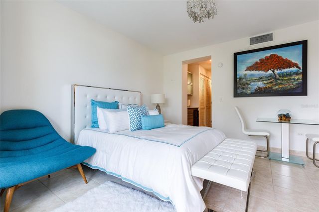 300 THE MARBELLA CLUB 334, Humacao, PR 00791