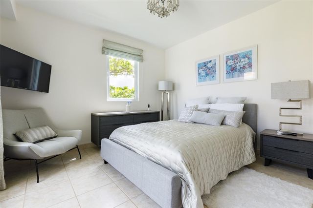 300 THE MARBELLA CLUB 334, Humacao, PR 00791