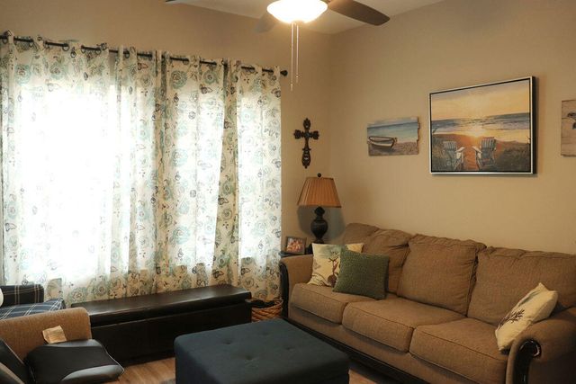 2 W Casa Loma Drive, Mary Esther, FL 32569