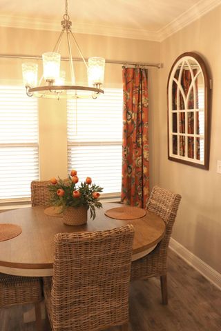 2 W Casa Loma Drive, Mary Esther, FL 32569