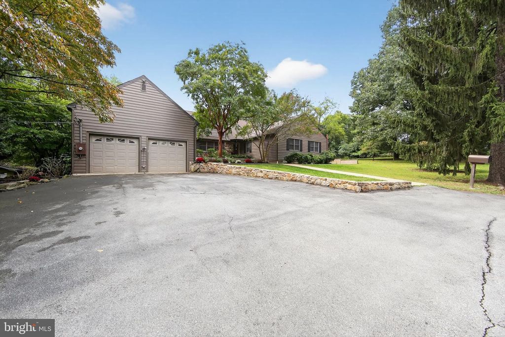 4605 BETHEL RD, Garnet Valley, PA 19060