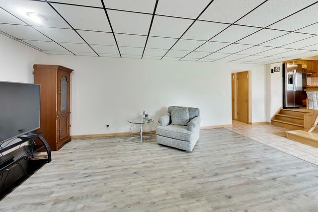 433 Kinkaid Court, Des Plaines, IL 60016