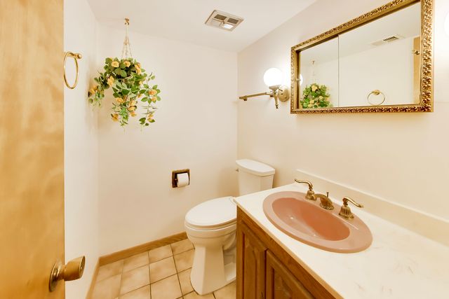 433 Kinkaid Court, Des Plaines, IL 60016