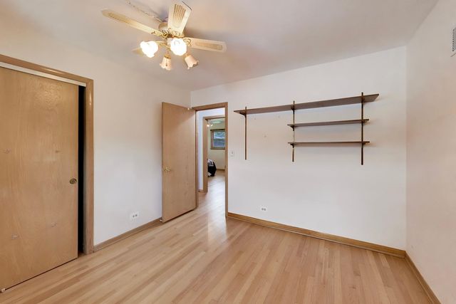 433 Kinkaid Court, Des Plaines, IL 60016