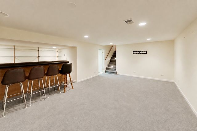 433 Kinkaid Court, Des Plaines, IL 60016