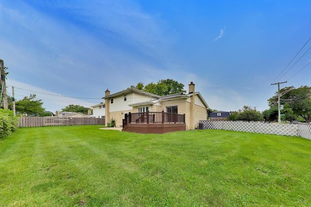 433 Kinkaid Court, Des Plaines, IL 60016