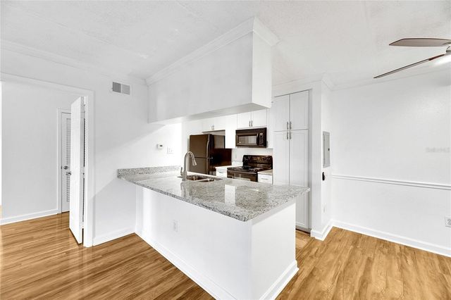 5304 W KENNEDY BOULEVARD 106, Tampa, FL 33609