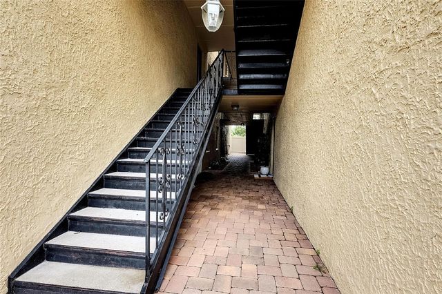 5304 W KENNEDY BOULEVARD 106, Tampa, FL 33609