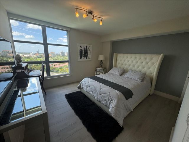 3500 Mystic Pointe Drive 2003, Aventura, FL 33180