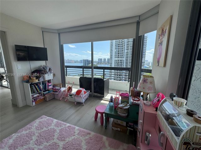 3500 Mystic Pointe Drive 2003, Aventura, FL 33180